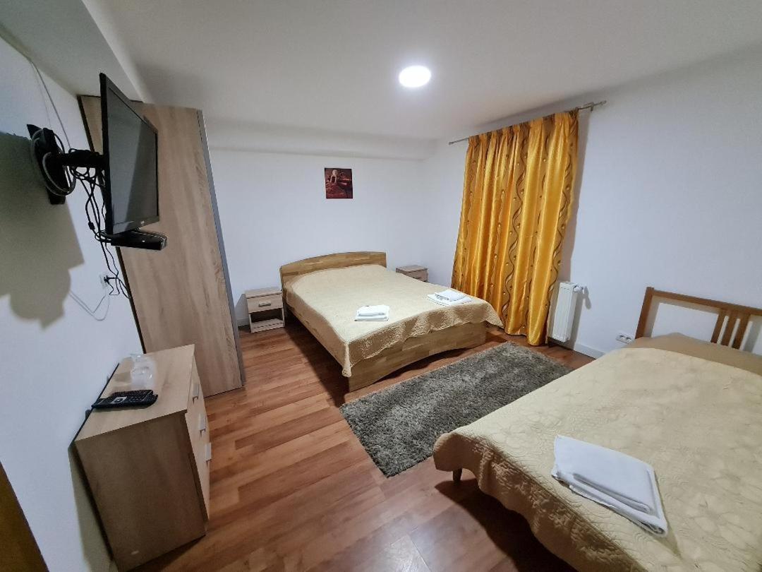 Pensiunea Casa Zmeilor Dragus 外观 照片