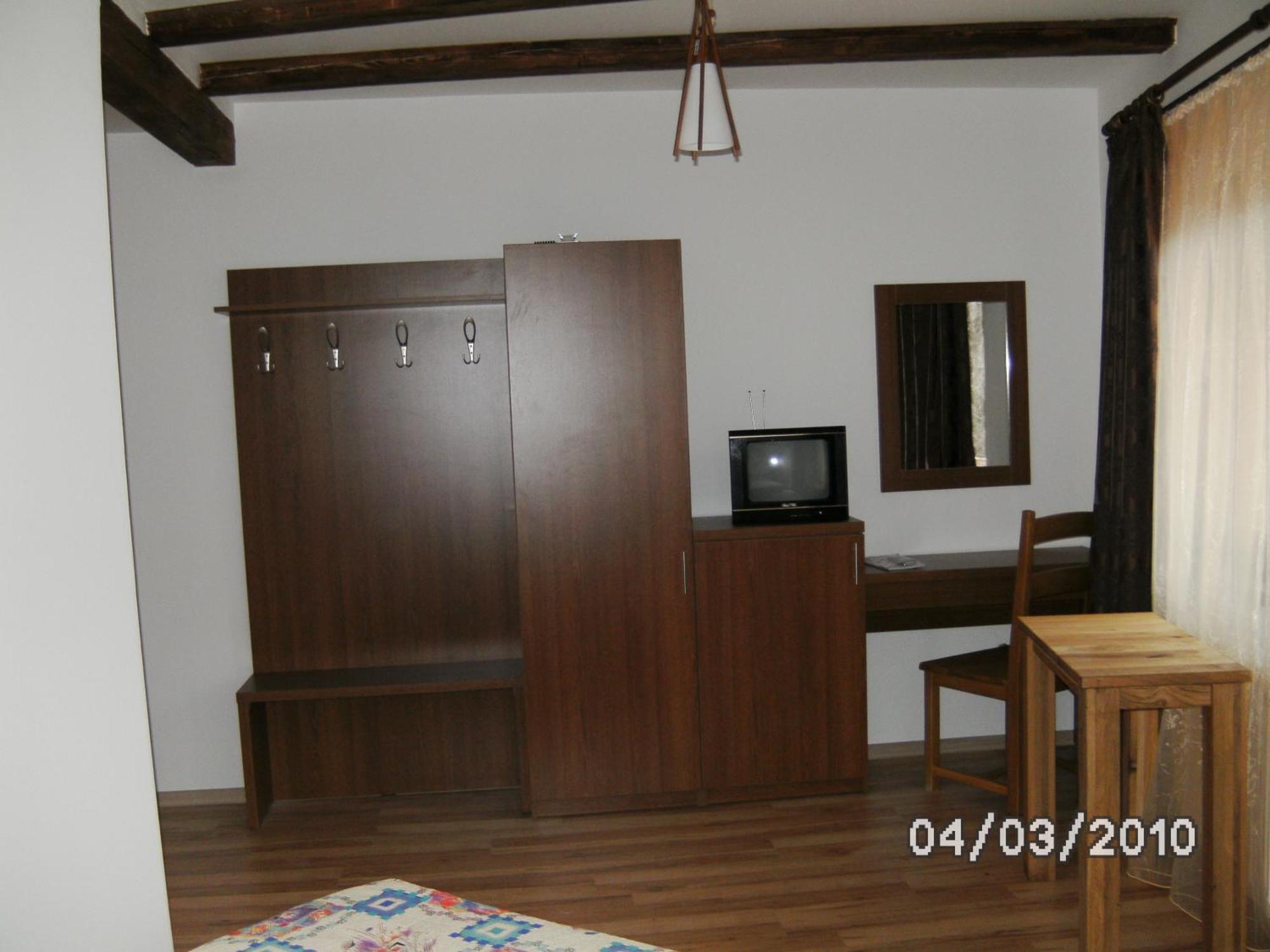 Pensiunea Casa Zmeilor Dragus 外观 照片